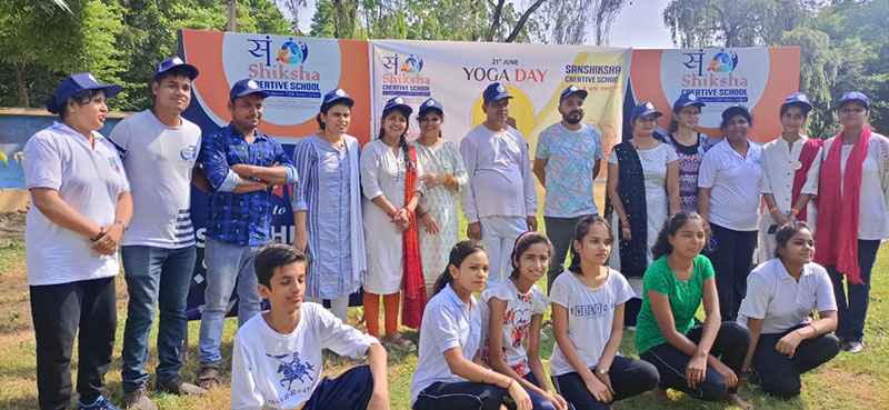 Sanshiksha Creative School students and teachers at a school event